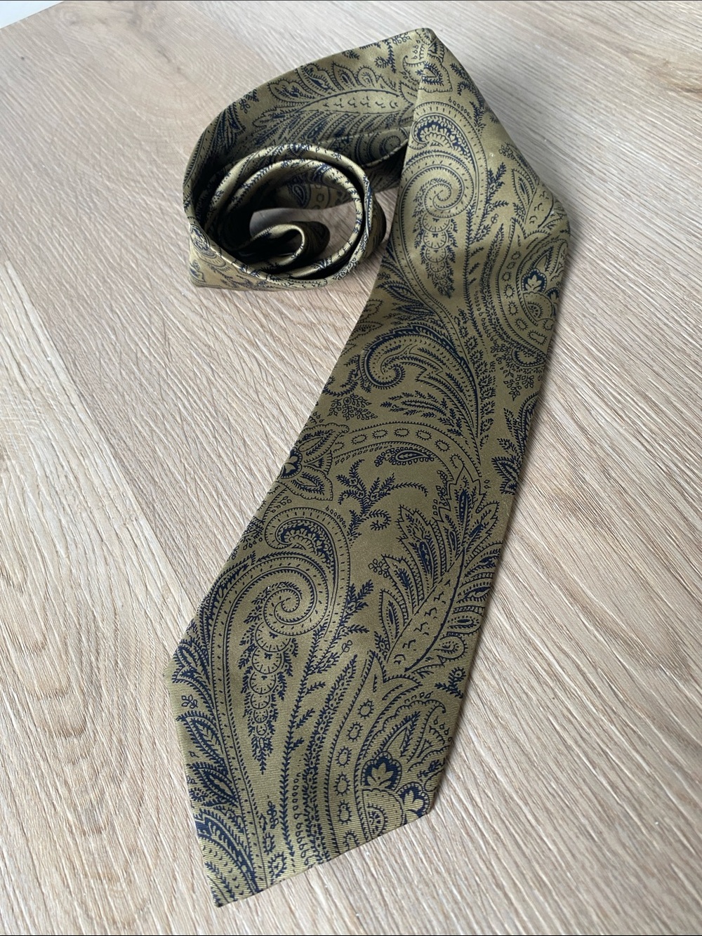 Yves Saint Laurent 100% Silk Paisley Tie Gold Olive & Navy Designer Italy